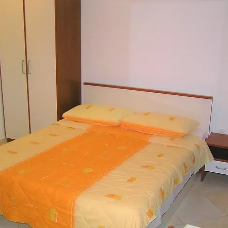 Apartment House Helena *