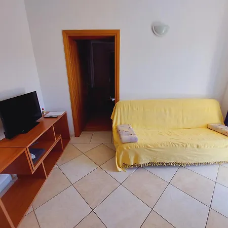 House Helena Apartment Primosten