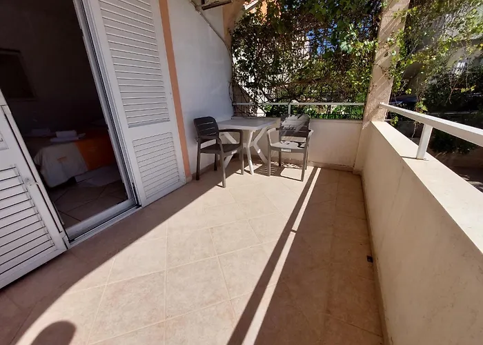 House Helena Apartment