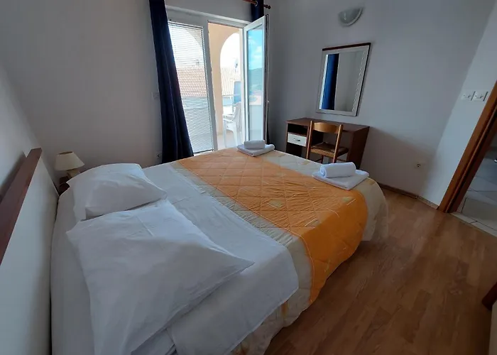 House Helena Apartment Primosten