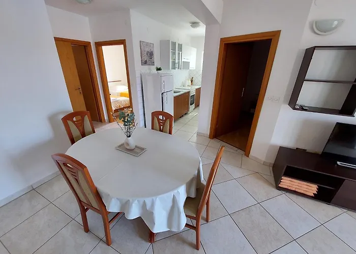 House Helena * Primošten