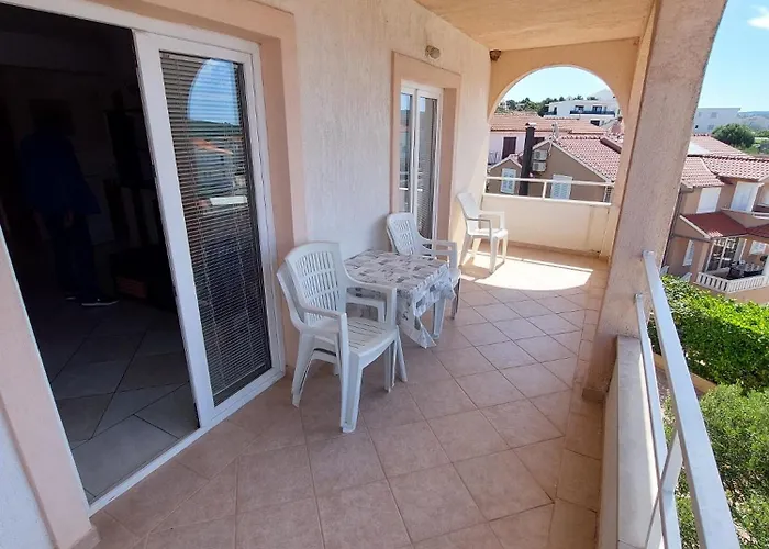 House Helena Lägenhet